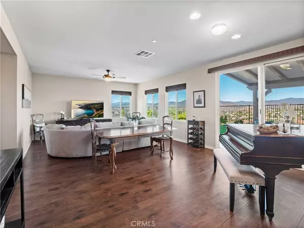 20517 Charlie, Saugus, CA 91350