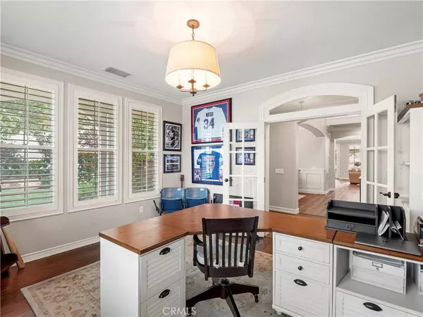 26802 Stonegate, Valencia, CA 91381