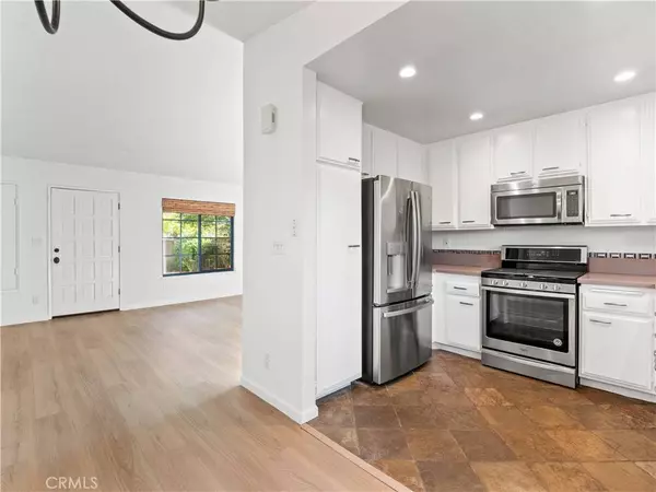 23379 Calle Arino, Valencia, CA 91355