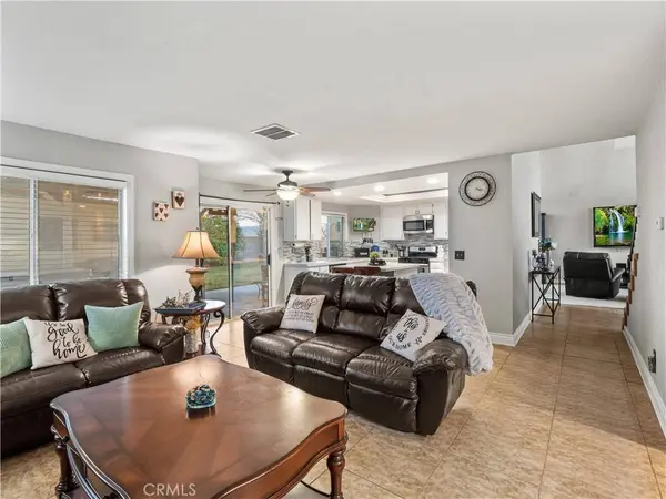 3812 Jonathan CT, Lancaster, CA 93536