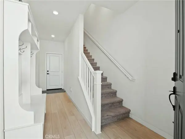 27129 Valley Oak, Valencia, CA 91381