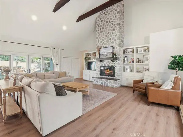 15341 Iron Canyon, Canyon Country, CA 91387