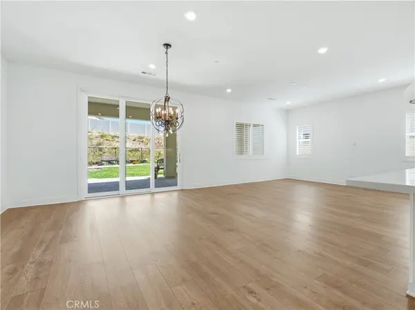29458 Corte Halcon, Valencia, CA 91354
