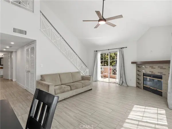 23735 Del Monte #170, Valencia, CA 91355