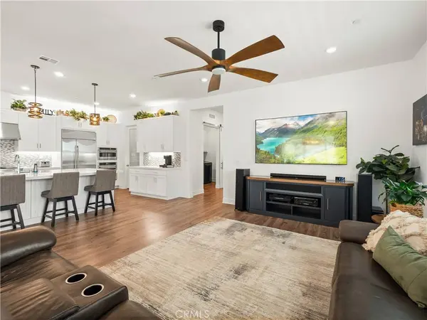 29622 Paseo Capilla, Valencia, CA 91354