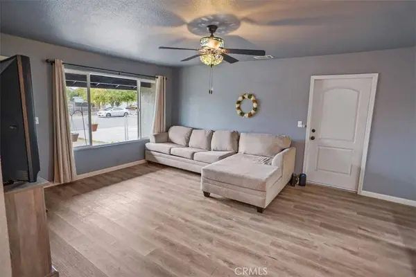 40287 Fieldspring, Palmdale, CA 93591