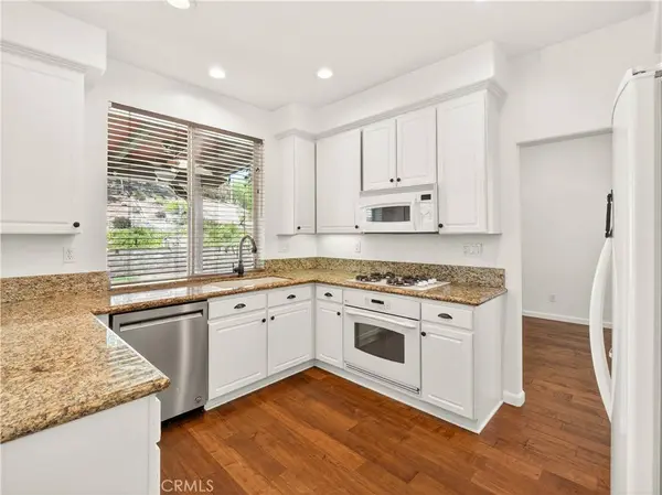 19903 Rhona PL, Saugus, CA 91350