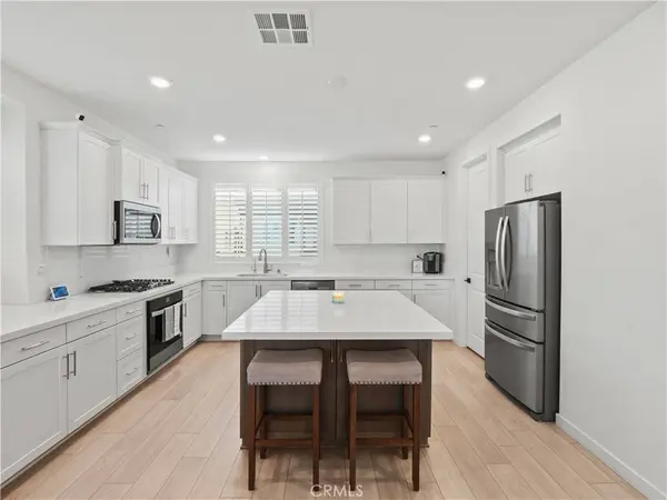 27129 Valley Oak, Valencia, CA 91381