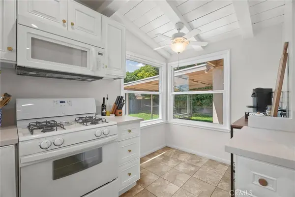 20310 Londelius, Winnetka, CA 91306