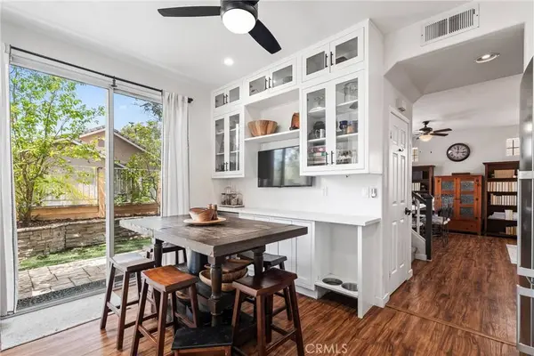 27169 Saddlepeak, Valencia, CA 91354