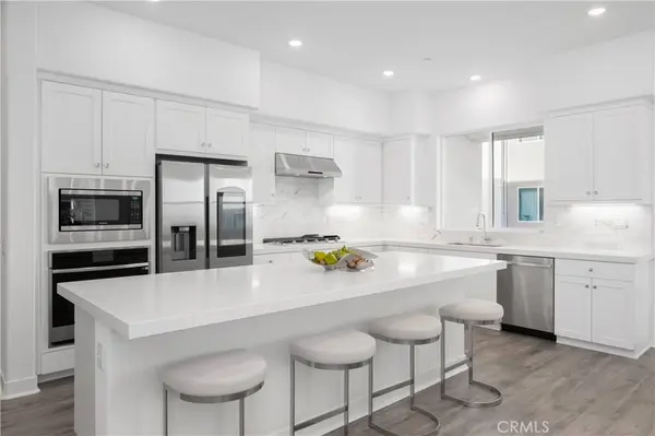 27225 Cranmore #101, Valencia, CA 91381