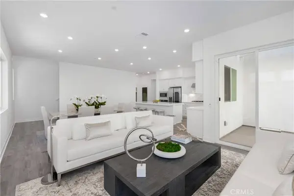27225 Cranmore #101, Valencia, CA 91381
