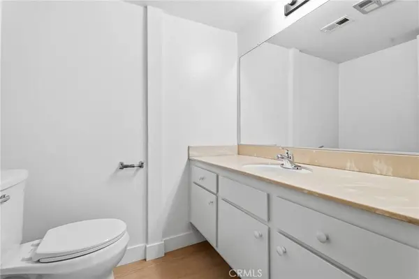 26853 Avenida Terraza, Saugus, CA 91350