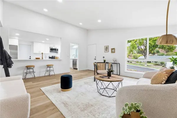 28189 Foxlane, Canyon Country, CA 91351