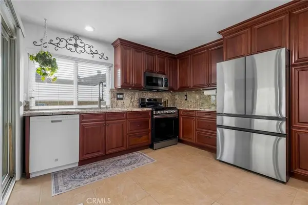 20755 Benz, Saugus, CA 91350
