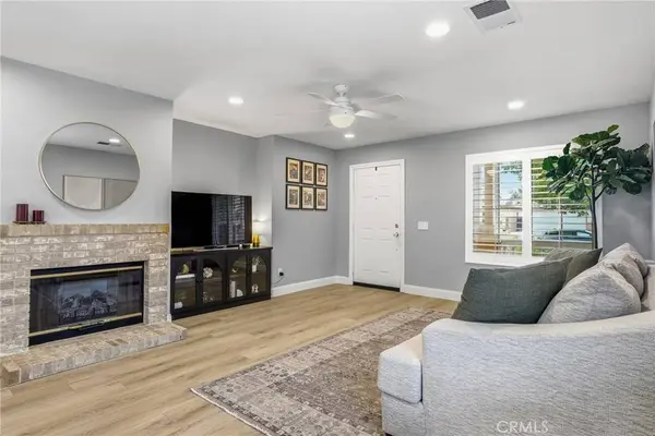 28215 Somerset CT, Castaic, CA 91384