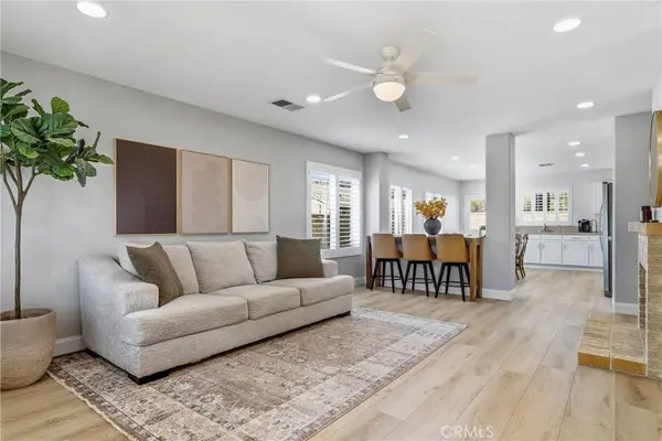 28215 Somerset CT, Castaic, CA 91384