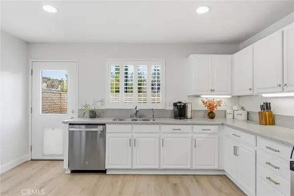 28215 Somerset CT, Castaic, CA 91384