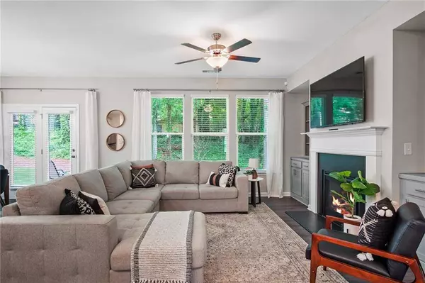 3335 Park Pointe CIR, Scottdale, GA 30079