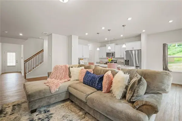 10 Kane DR, Jasper, GA 30143