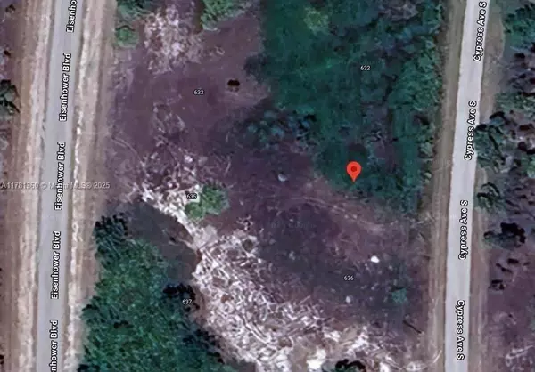 634 Cypress Ave, Lehigh Acres, FL 33974