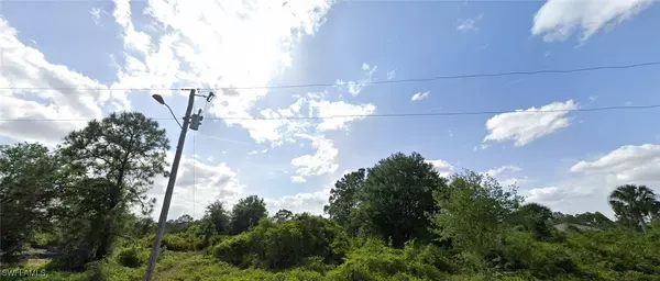 528 Parker AVE S, Lehigh Acres, FL 33974