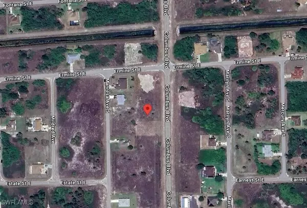 914 Columbus BLVD S, Lehigh Acres, FL 33974