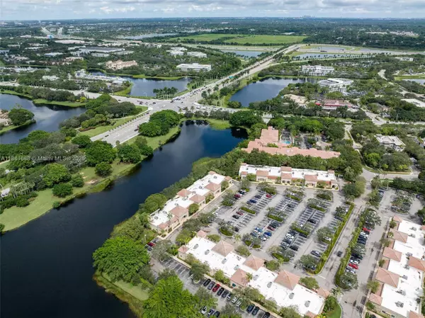 2665 Executive Park Dr, Weston, FL 33331