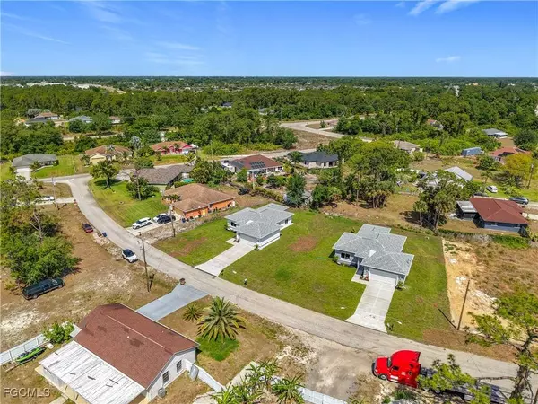 829 Wabash ST, Lehigh Acres, FL 33974