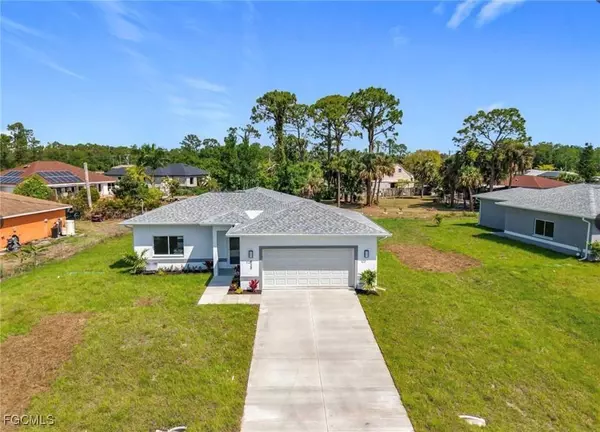 829 Wabash ST, Lehigh Acres, FL 33974