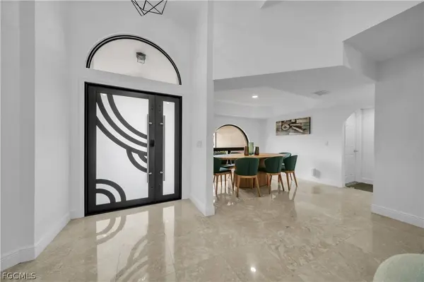 2909 SW 38th TER, Cape Coral, FL 33914