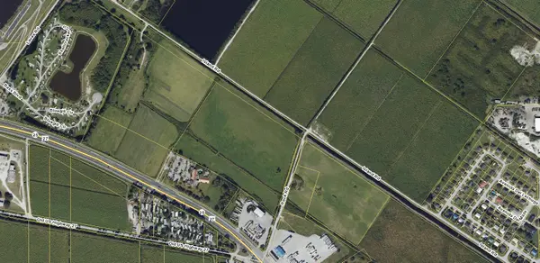 335 SW 2nd Avenue, South Bay, FL 33493