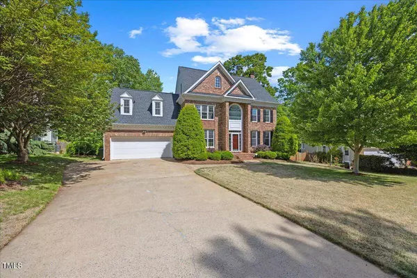 210 Highlands Lake Drive, Cary, NC 27518