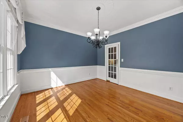 210 Highlands Lake Drive, Cary, NC 27518