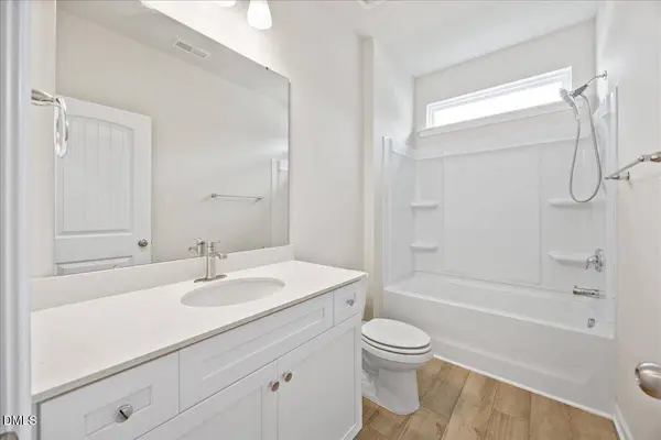 83 Cottonseed LN, Fuquay Varina, NC 27526