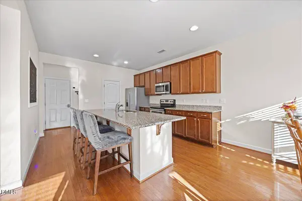 700 Maple Brook RD, Fuquay Varina, NC 27526