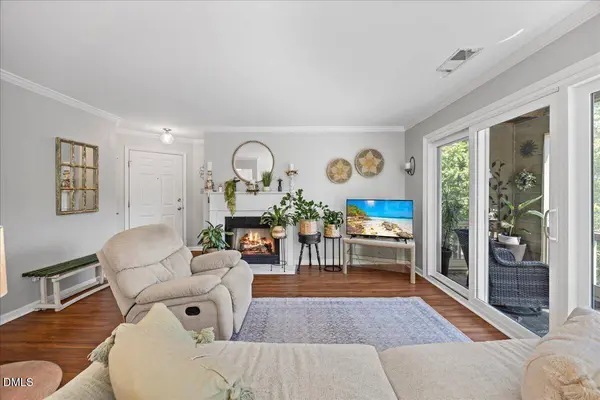 317 Glen Echo LN, Cary, NC 27518