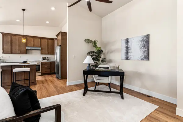 13 Brave Eagle Ct, Pueblo, CO 81001-1872