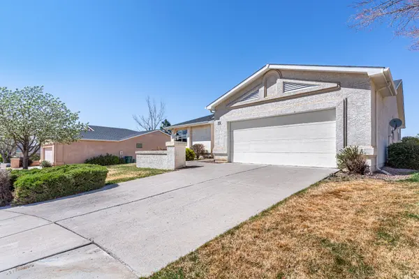 13 Brave Eagle Ct, Pueblo, CO 81001-1872