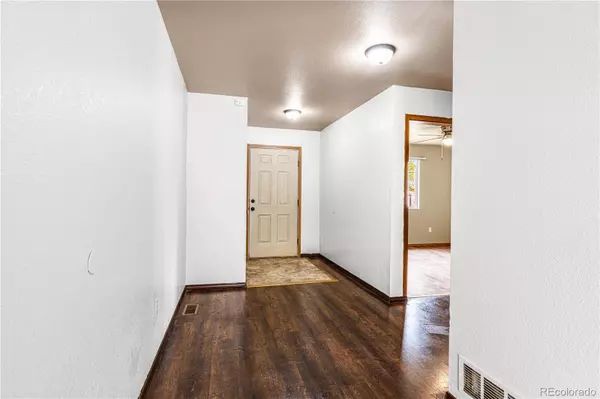 3736 Pronghorn LN, Pueblo, CO 81005