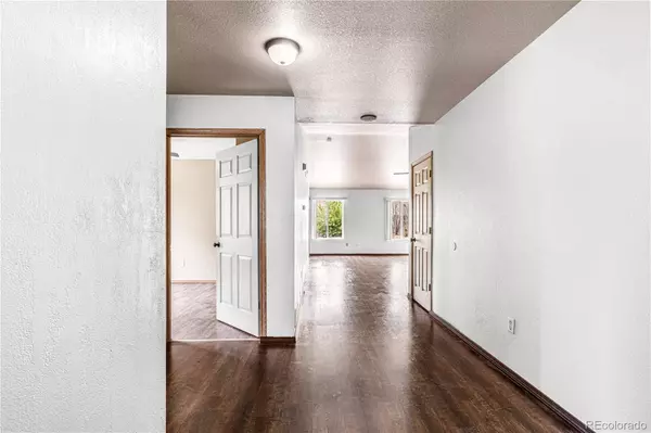 3736 Pronghorn LN, Pueblo, CO 81005