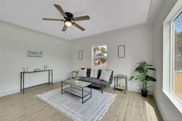 2015 E 10th ST, Pueblo, CO 81001