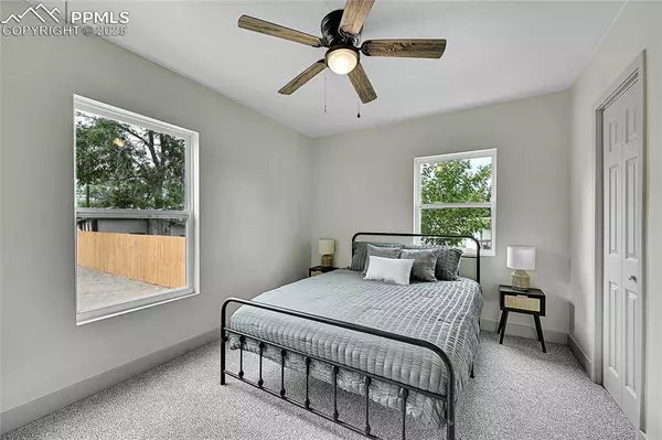 2015 E 10th ST, Pueblo, CO 81001