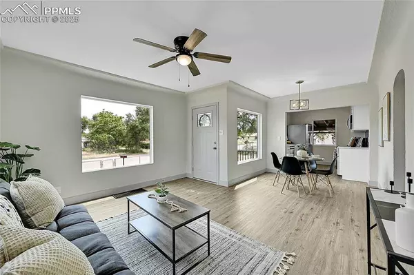 2015 E 10th ST, Pueblo, CO 81001