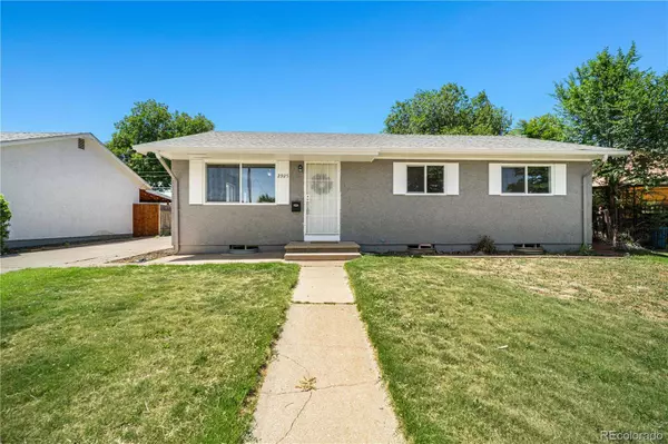 2925 Azalea ST, Pueblo, CO 81005