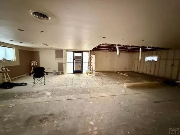 609 Grand Ave, Pueblo, CO 81003