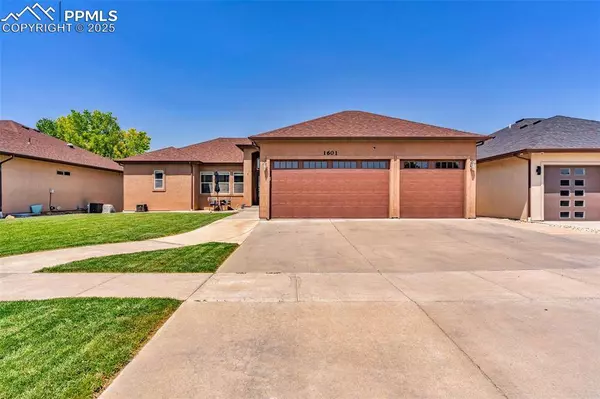 1601 Savannah DR, Pueblo, CO 81005