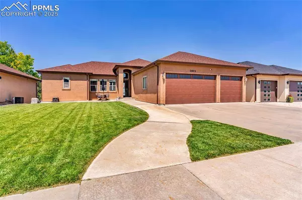 1601 Savannah DR, Pueblo, CO 81005