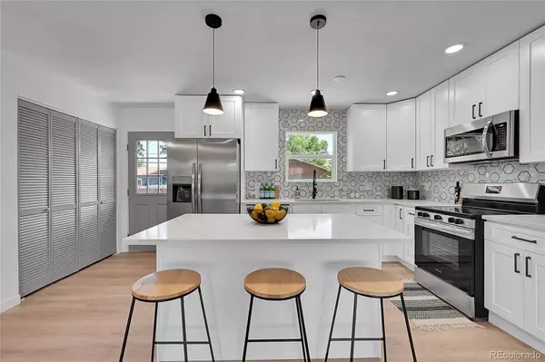 2022 Ridgewood LN, Pueblo, CO 81005