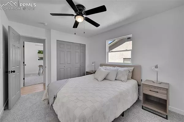 2022 Ridgewood LN, Pueblo, CO 81005